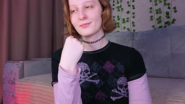 Snapshot of c0ralynx chatting on 07/06/26, 01:19 c0ralynx online show from 07/06/26, 01:19