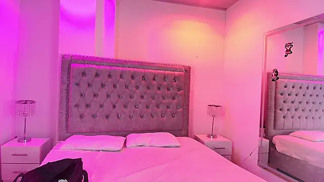 Snapshot of Lia_adamsss chatting on 12/21/25, 03:46 Lia adamsss online show from 12/21/25, 03:46