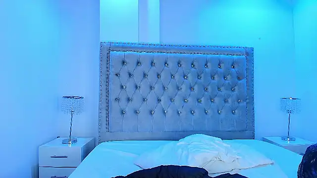 Snapshot of Lia_adamsss chatting on 12/23/25, 03:26 Lia adamsss online show from 12/23/25, 03:26