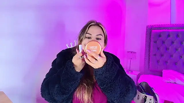 Snapshot of Lia_adamsss chatting on 01/13/26, 01:55 Lia adamsss online show from 01/13/26, 01:55