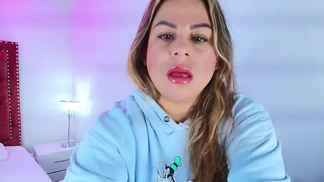 Snapshot of Lia_adamsss chatting on 01/18/26, 01:20 Lia adamsss online show from 01/18/26, 01:20