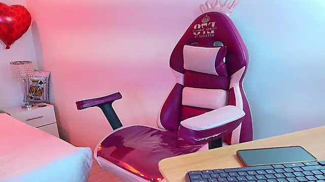 Snapshot of Lia_adamsss chatting on 02/24/26, 03:37 Lia adamsss online show from 02/24/26, 03:37