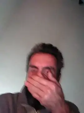 Snapshot of AwakeBunk7 chatting on 11/27/25, 06:37 AwakeBunk7 online show from 11/27/25, 06:37