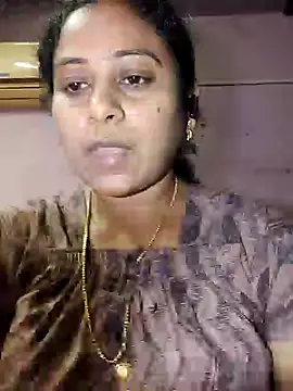 Snapshot of JENNIFERtamil chatting on 11/28/25, 04:26 JENNIFERtamil online show from 11/28/25, 04:26