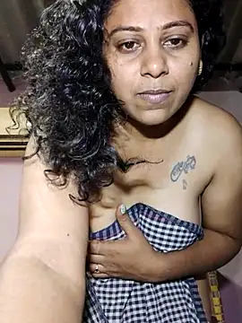 JENNIFERtamil online show from 04/10/26, 08:19