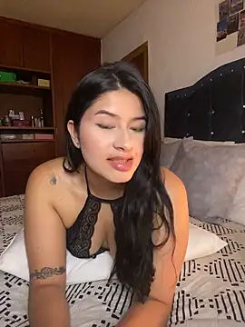 andrea gomes  online show from 03/16/26, 09:02