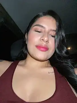 andrea gomes  online show from 04/25/26, 05:32