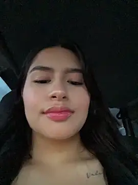 andrea gomes  online show from 04/26/26, 10:51