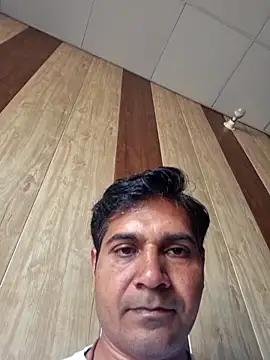 johnny8731 online show from 04/19/26, 03:39