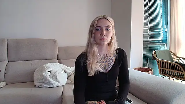 tattoobbgirl online show from 02/10/26, 01:04