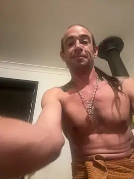 Snapshot of mastertittiefkr chatting on 11/04/25, 10:36 mastertittiefkr online show from 11/04/25, 10:36