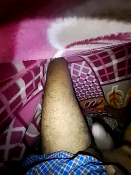 Snapshot of hot_integer chatting on 11/17/25, 04:24 hot integer online show from 11/17/25, 04:24