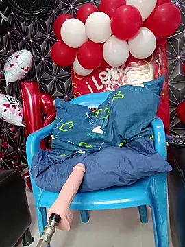 Megann 9 online show from 02/13/26, 12:45