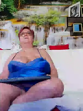 Snapshot of QueenPammy1 chatting on 02/03/25, 10:25 QueenPammy1 online show from 02/03/25, 10:25