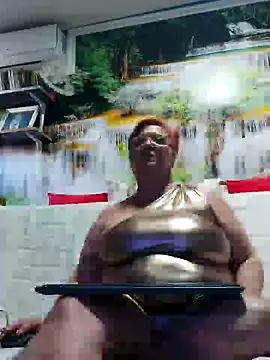 Snapshot of QueenPammy1 chatting on 02/09/25, 09:47 QueenPammy1 online show from 02/09/25, 09:47