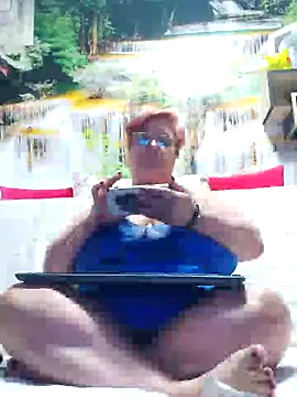 Snapshot of QueenPammy1 chatting on 02/10/25, 09:36 QueenPammy1 online show from 02/10/25, 09:36