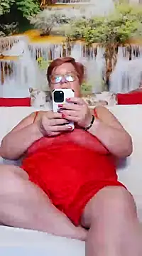 Snapshot of QueenPammy1 chatting on 02/12/25, 03:49 QueenPammy1 online show from 02/12/25, 03:49