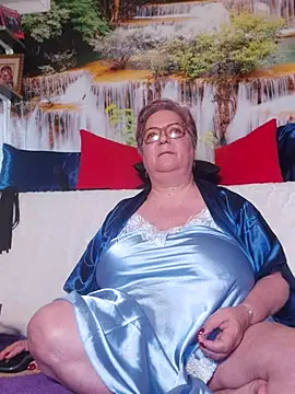 QueenPammy1 online show from 02/05/26, 07:13