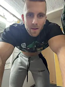 trainwithme online show from 11/25/25, 08:14