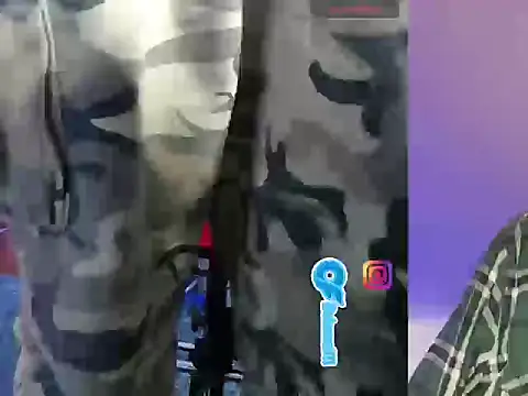 Snapshot of Aaron_malikk chatting on 11/17/25, 04:13 Aaron malikk online show from 11/17/25, 04:13