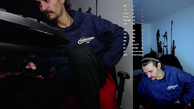 Snapshot of Aaron_malikk chatting on 01/18/26, 03:54 Aaron malikk online show from 01/18/26, 03:54