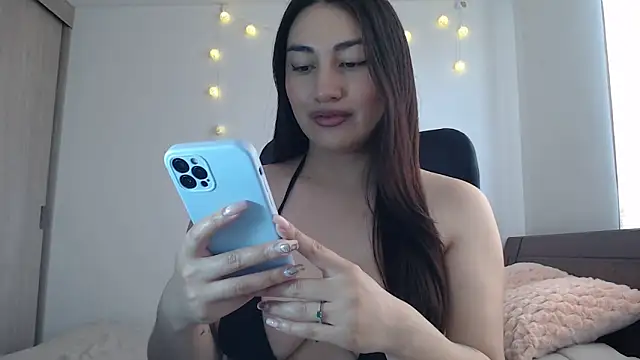 Snapshot of nalafoster chatting on 06/14/26, 03:14 nalafoster online show from 06/14/26, 03:14
