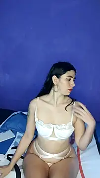 Snapshot of marina_huerta03 chatting on 11/26/25, 07:15 marina huerta03 online show from 11/26/25, 07:15