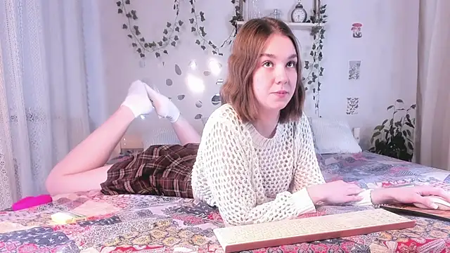 Snapshot of unexpected_twist chatting on 03/18/25, 10:25 unexpected twist online show from 03/18/25, 10:25