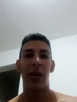 Snapshot of perversumm chatting on 03/18/25, 01:32 perversumm online show from 03/18/25, 01:32