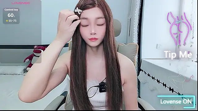 Snapshot of susu66888 chatting on 06/13/26, 01:36 susu66888 online show from 06/13/26, 01:36