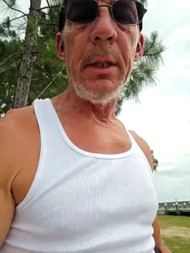 Snapshot of BigCokHawk chatting on 05/27/26, 04:26 BigCokHawk online show from 05/27/26, 04:26