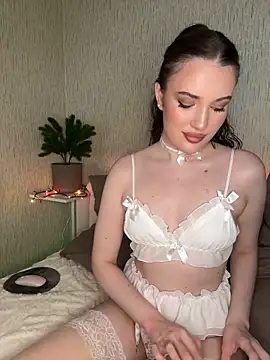 Snapshot of Ariana_Sanderss chatting on 12/20/25, 09:00 Ariana Sanderss online show from 12/20/25, 09:00