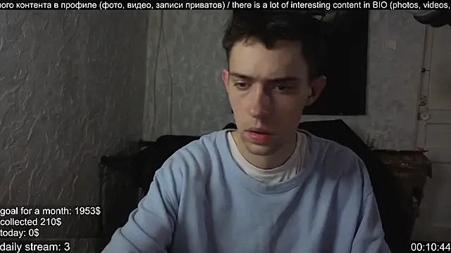 Snapshot of w0rkman chatting on 10/09/25, 12:08 w0rkman online show from 10/09/25, 12:08