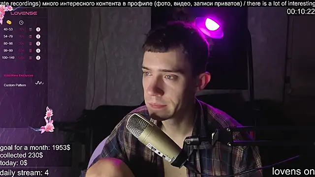 Snapshot of w0rkman chatting on 10/09/25, 07:34 w0rkman online show from 10/09/25, 07:34