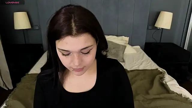 SHERI BELTON online show from 11/25/25, 07:36