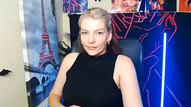 VanessaRey  online show from 05/27/26, 02:41