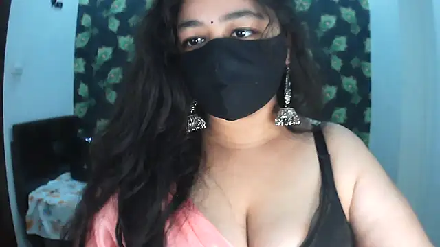 Snapshot of sonali4 chatting on 07/10/26, 01:14 sonali4 online show from 07/10/26, 01:14