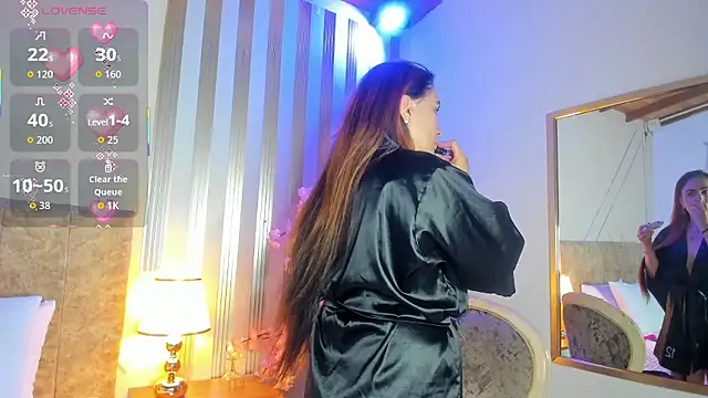 Snapshot of angelinarouse_ chatting on 01/16/26, 12:25 angelinarouse online show from 01/16/26, 12:25