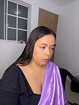 Deepika padukoneNisha online show from 10/21/25, 02:07