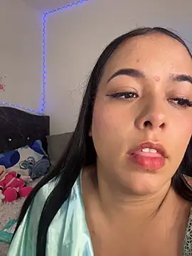 Snapshot of Deepika_padukoneNisha chatting on 05/29/26, 04:38 Deepika padukoneNisha online show from 05/29/26, 04:38