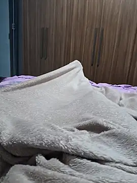 Snapshot of Gasquii chatting on 11/25/25, 03:17 Gasquii online show from 11/25/25, 03:17