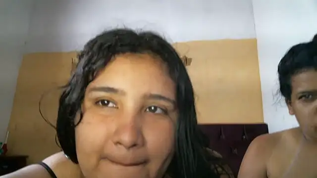 Snapshot of Valeria_Tiffany chatting on 09/20/25, 02:45 Valeria Tiffany online show from 09/20/25, 02:45