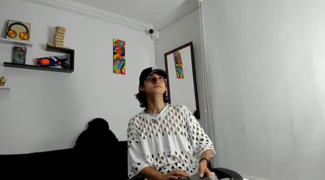 leoaddams22 online show from 03/18/25, 03:53