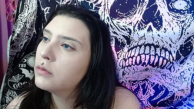 Snapshot of mikaskullcs chatting on 07/04/26, 10:27 mikaskullcs online show from 07/04/26, 10:27