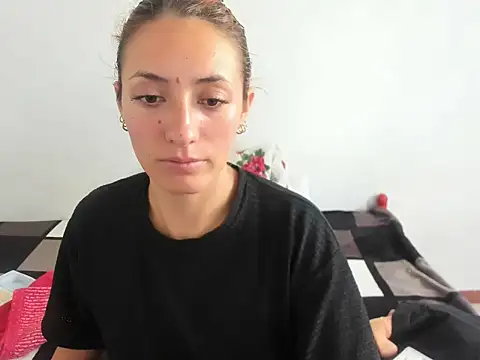 DulceXmile online show from 10/23/25, 06:17