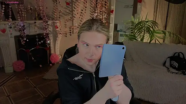 Jes Solar online show from 02/25/26, 10:41