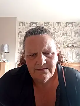 MissQueenBeex online show from 03/22/25, 03:20