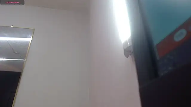 nei girl online show from 04/10/26, 11:48