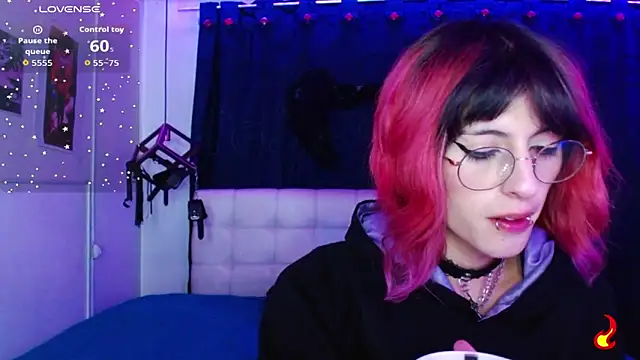 goth minerva online show from 11/06/25, 01:23