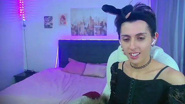 goth minerva online show from 04/14/26, 01:50